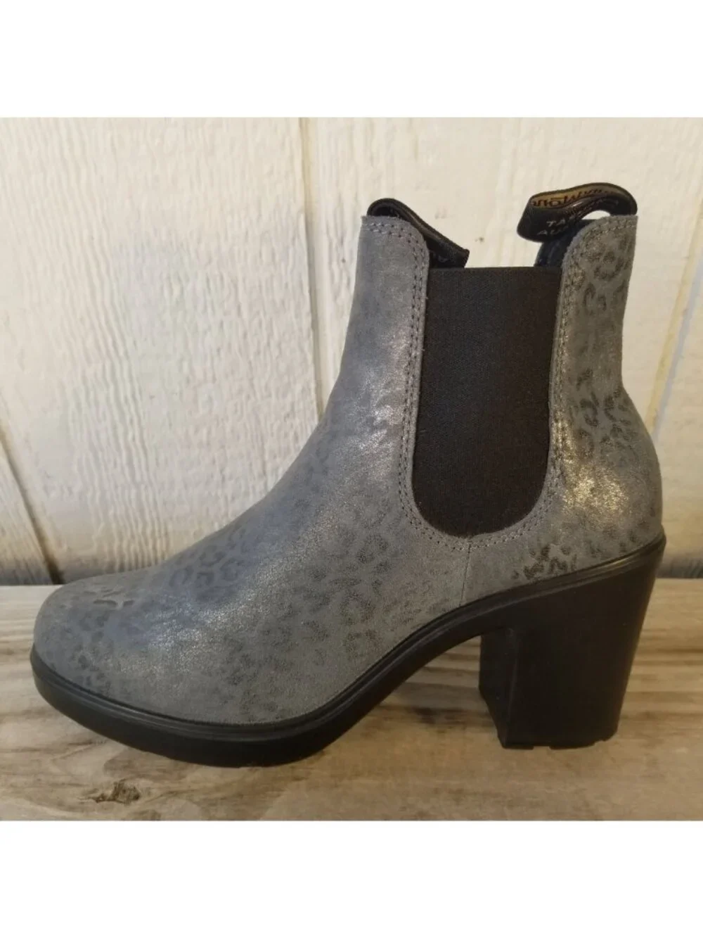 Blundstone Chelsea Womens Silver Cheetah Print High Cuban Heel Boots US 9 2365